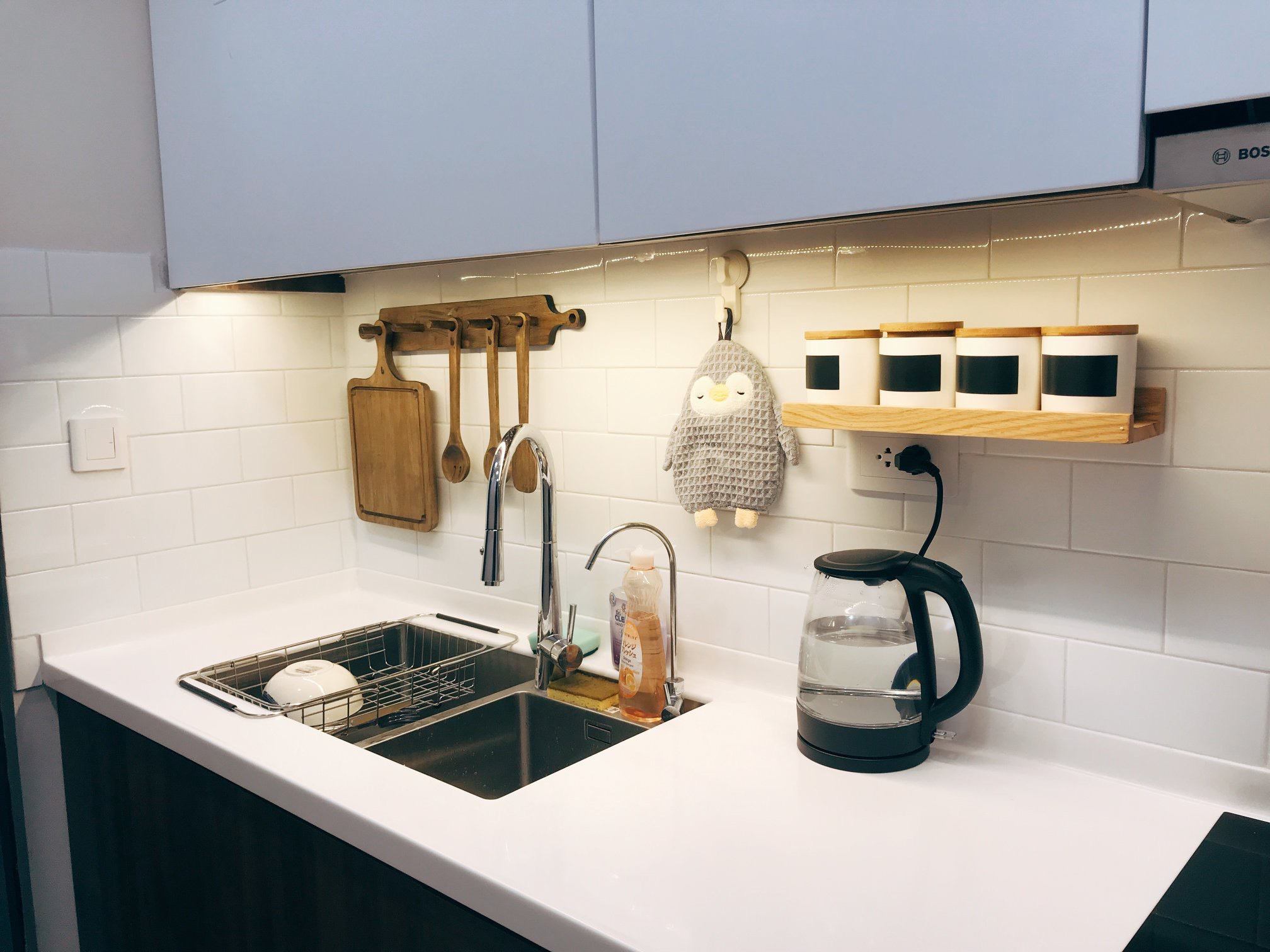 Chia sẻ kinh nghiệm sử dụng ốp đá cho góc bếp nhà bạn